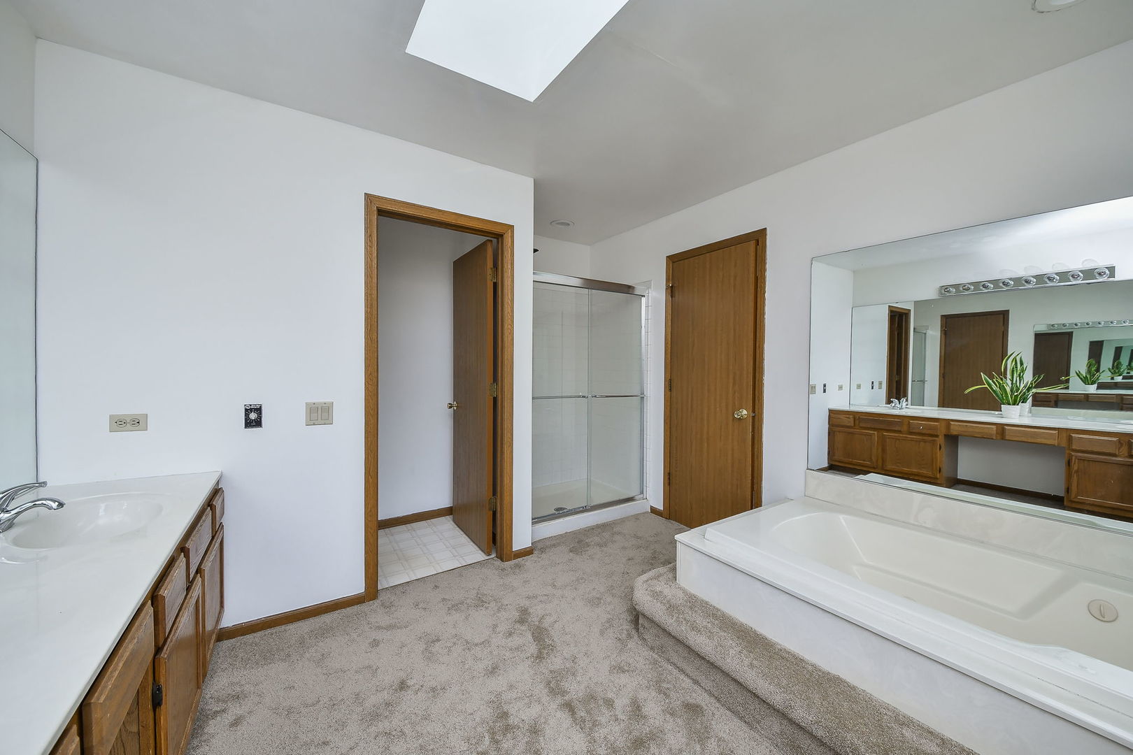 431 Orleans Avenue 431 Property Photo 17