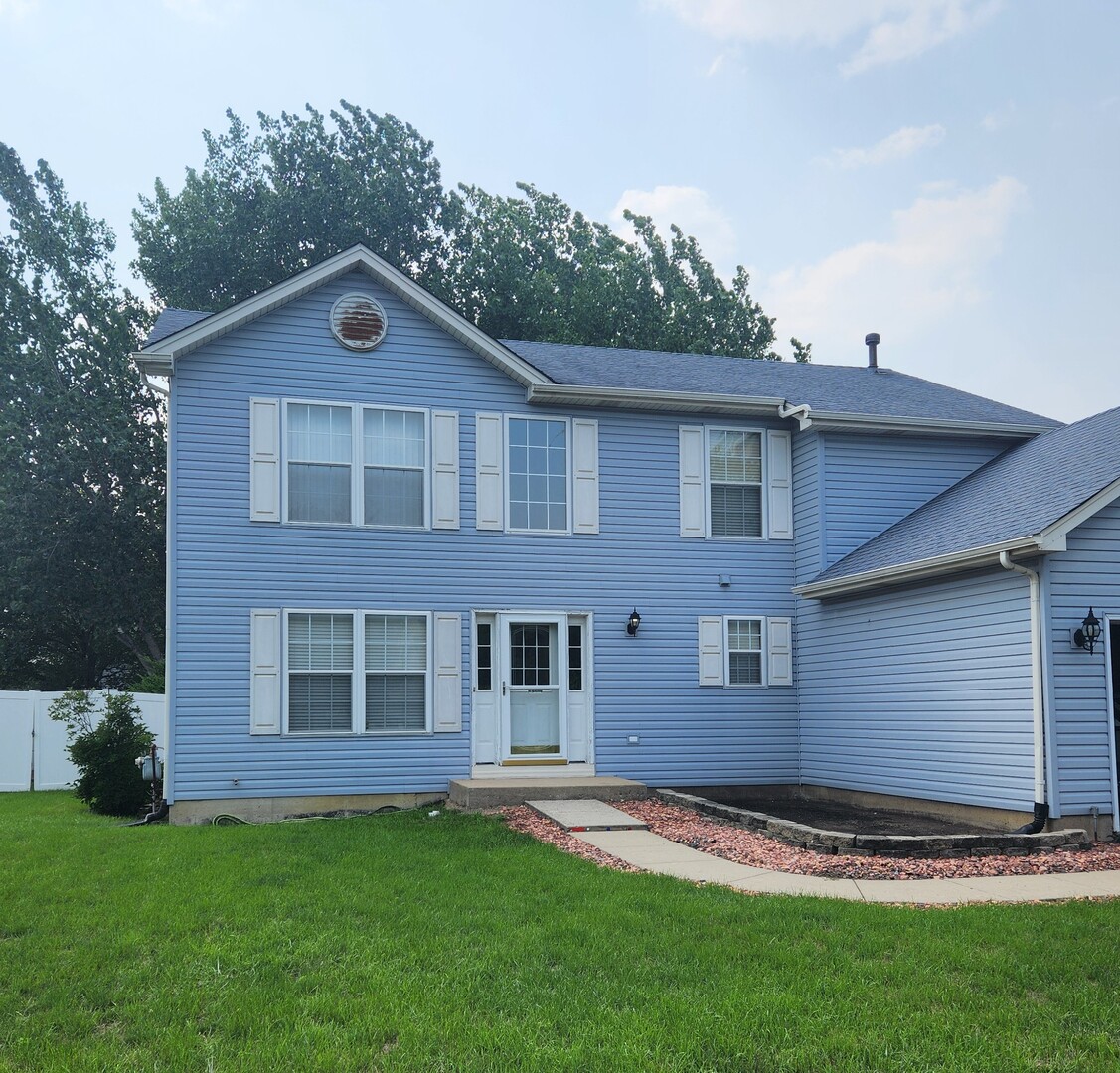 213 Savoy Dr Property Photo 1