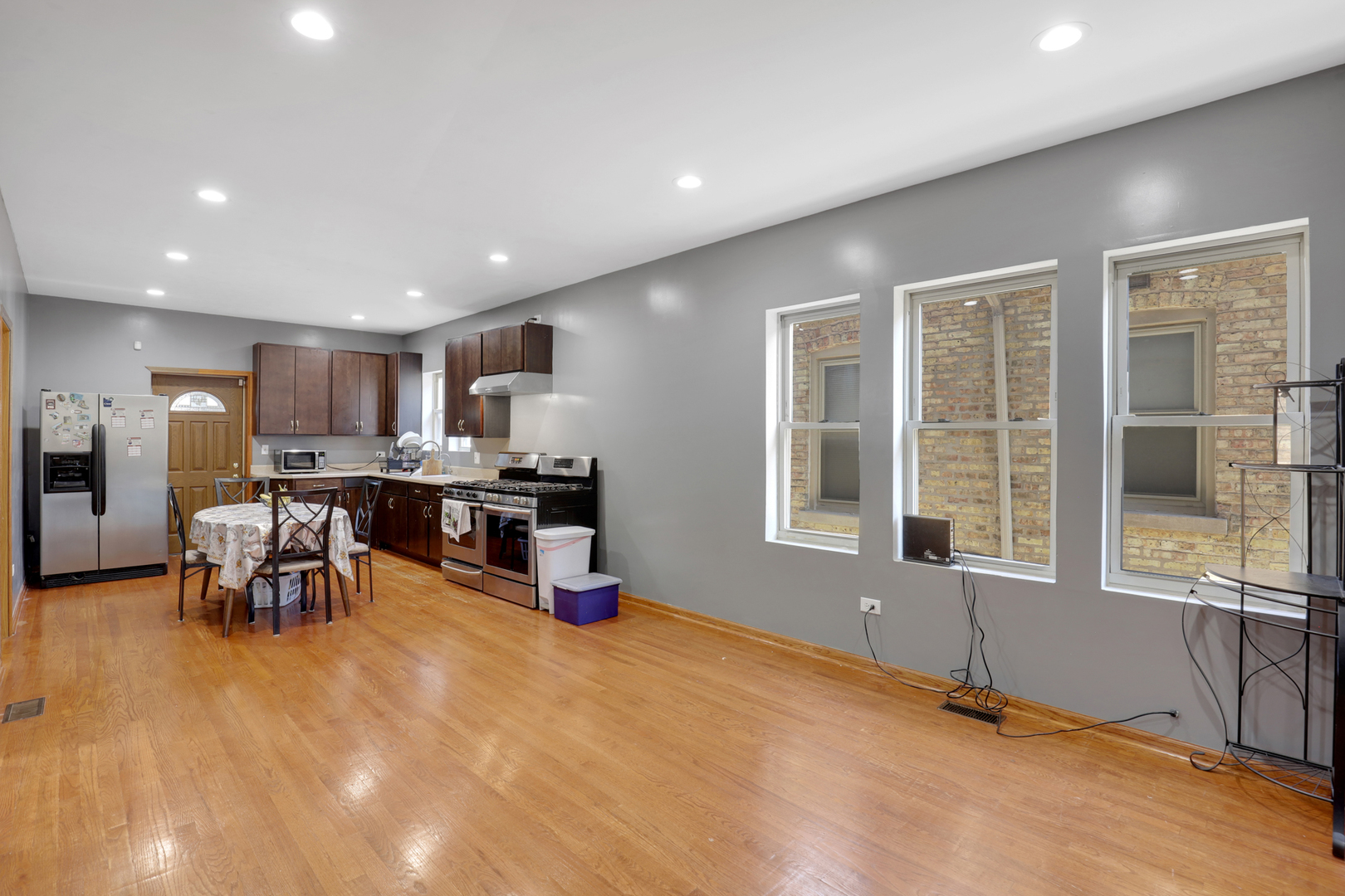 1511 N Monitor Avenue Property Photo 9