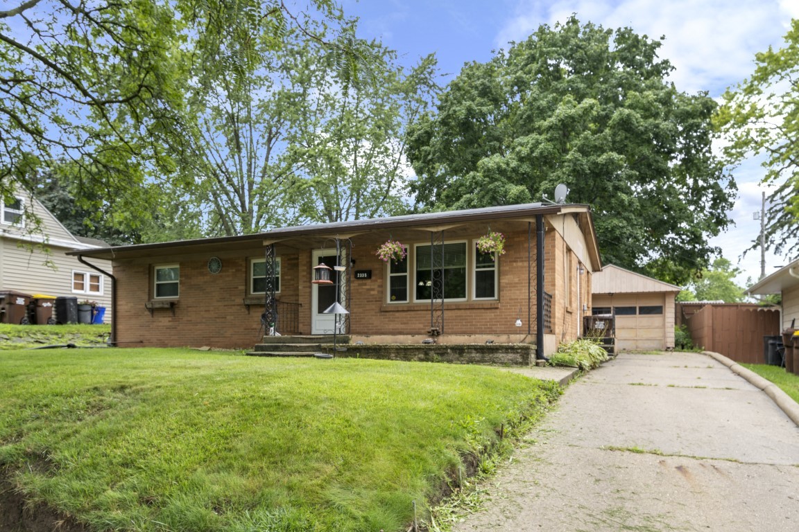 2335 Cornell Drive Property Photo 1