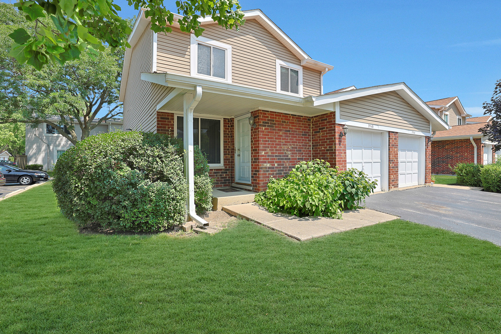 1968 N Jamestown Drive Property Photo 1