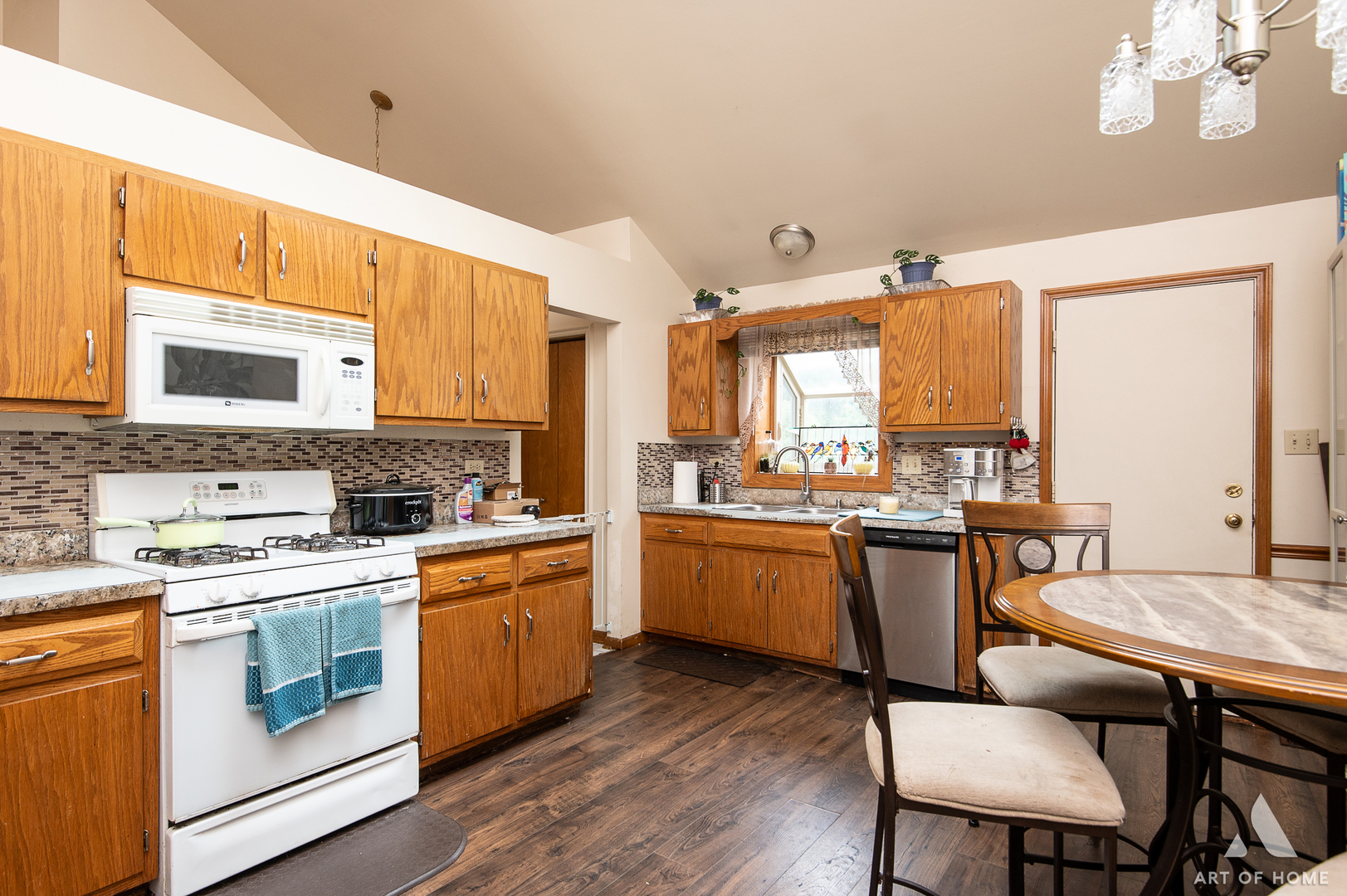 1710 Chestnut Hill Road Property Photo 9