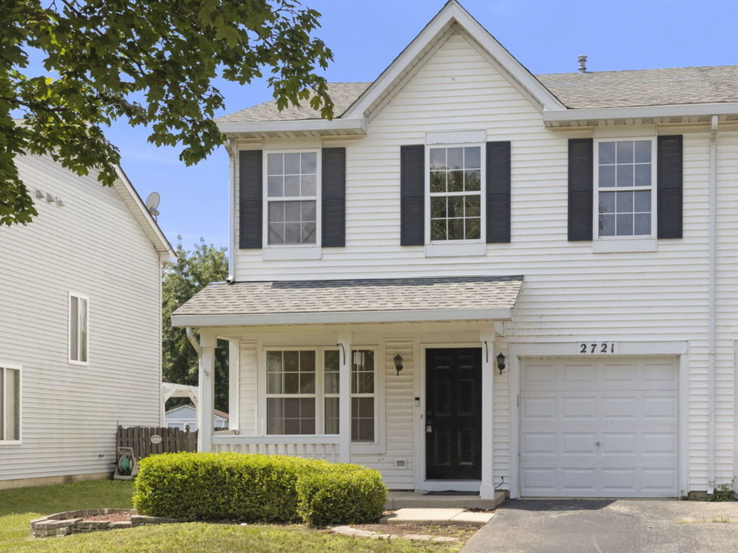 2721 River Bend Lane Property Photo 1