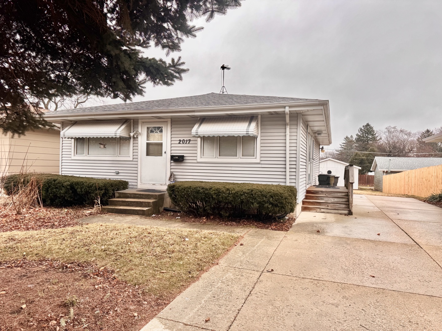 2017 Ezra Avenue Property Photo 1