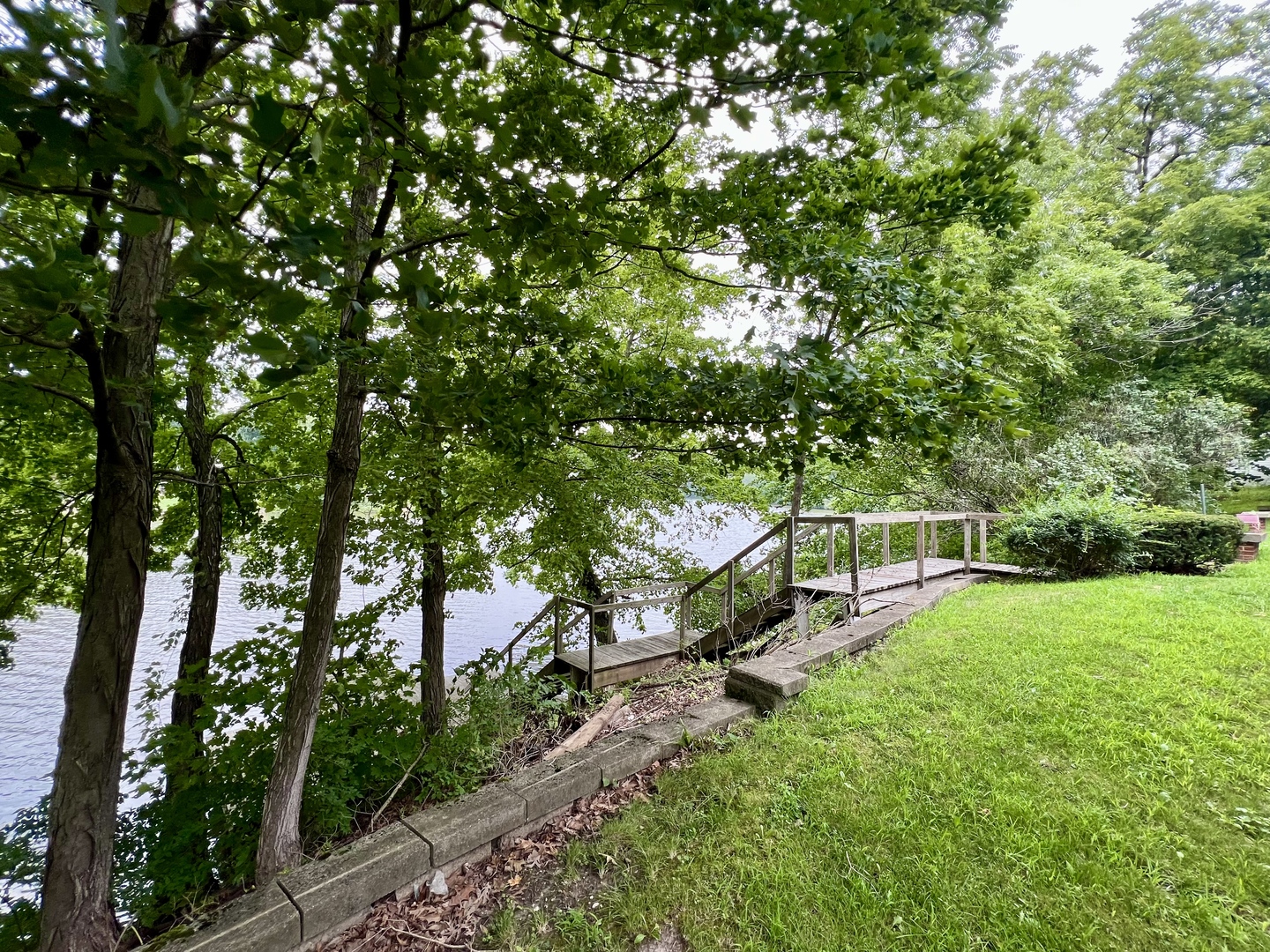 509 Lakeshore Drive Property Photo 31