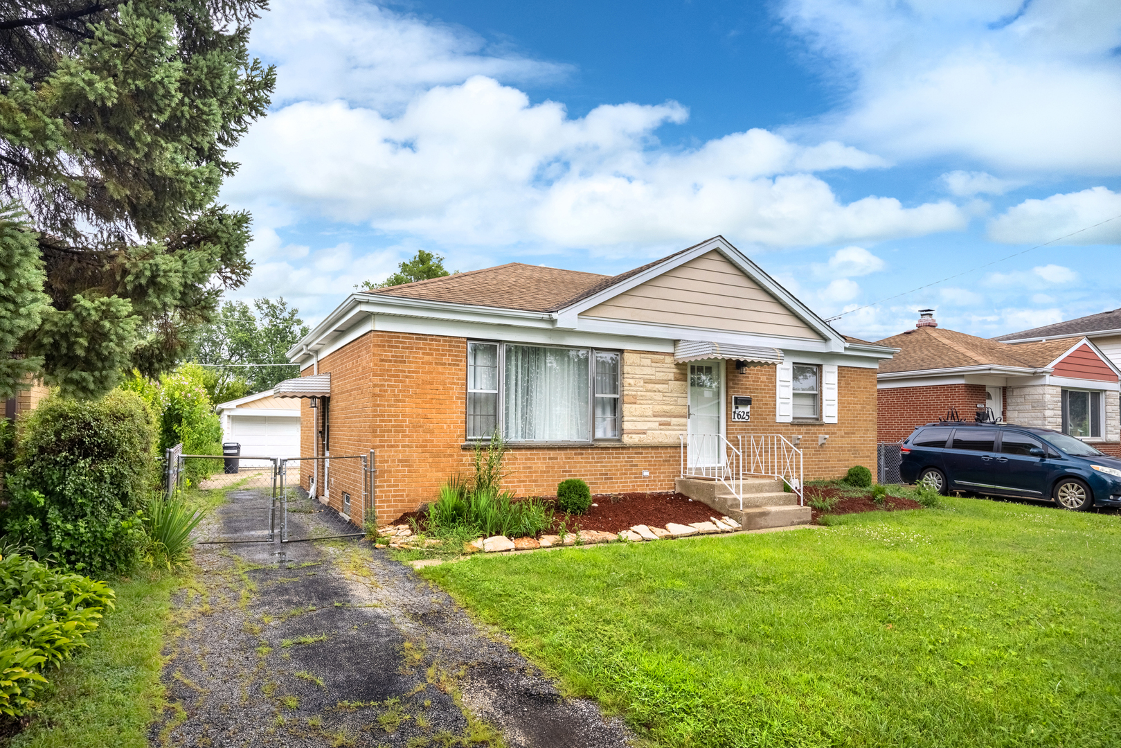 1625 Heidorn Ave Property Photo 1