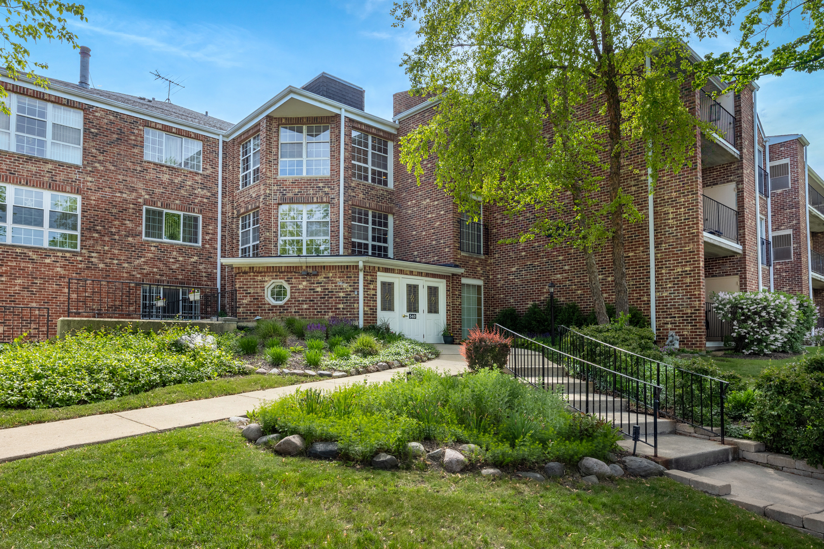 12434528 Property Photo 1