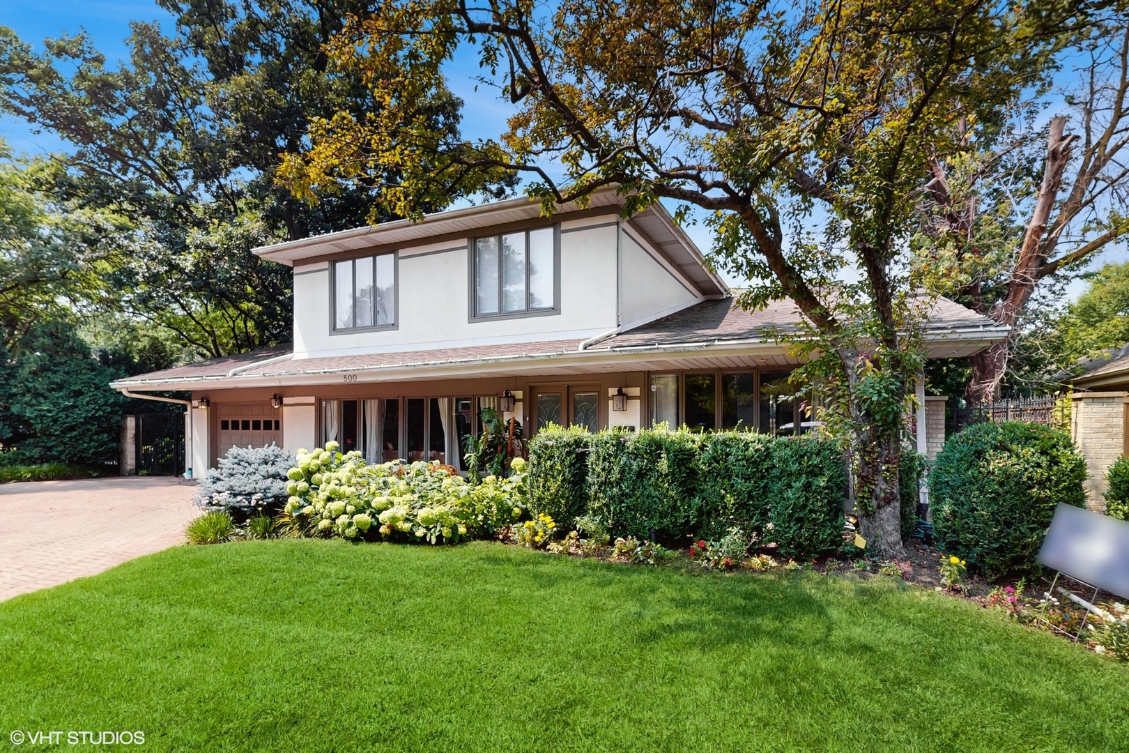 500 Auvergne Place Property Photo 1