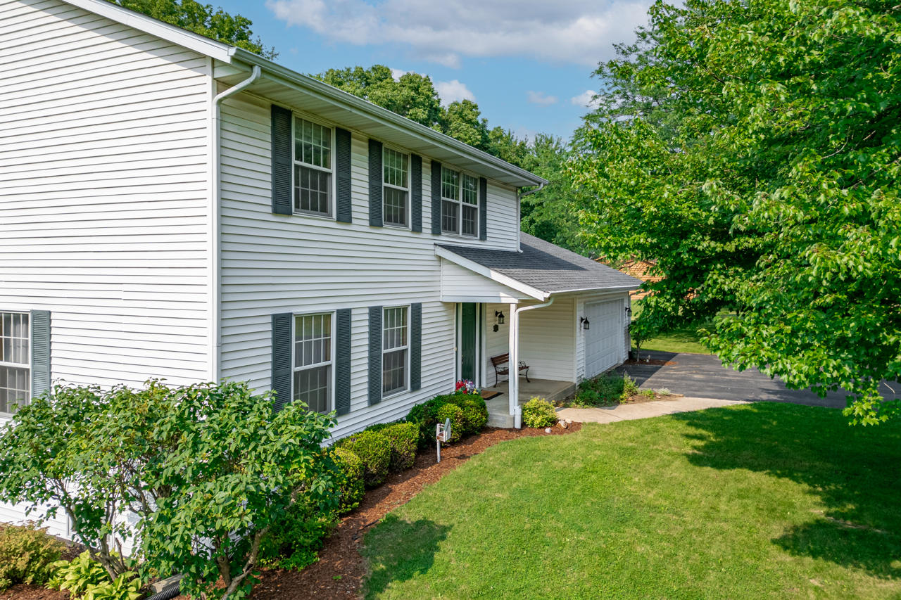 3188 Horseshoe Bend Property Photo 1
