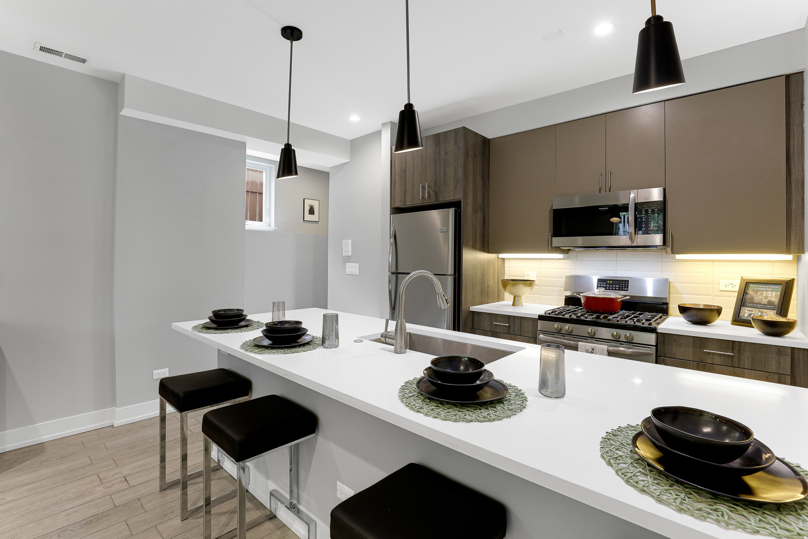 1538 W 21st Street 2a Property Photo 5