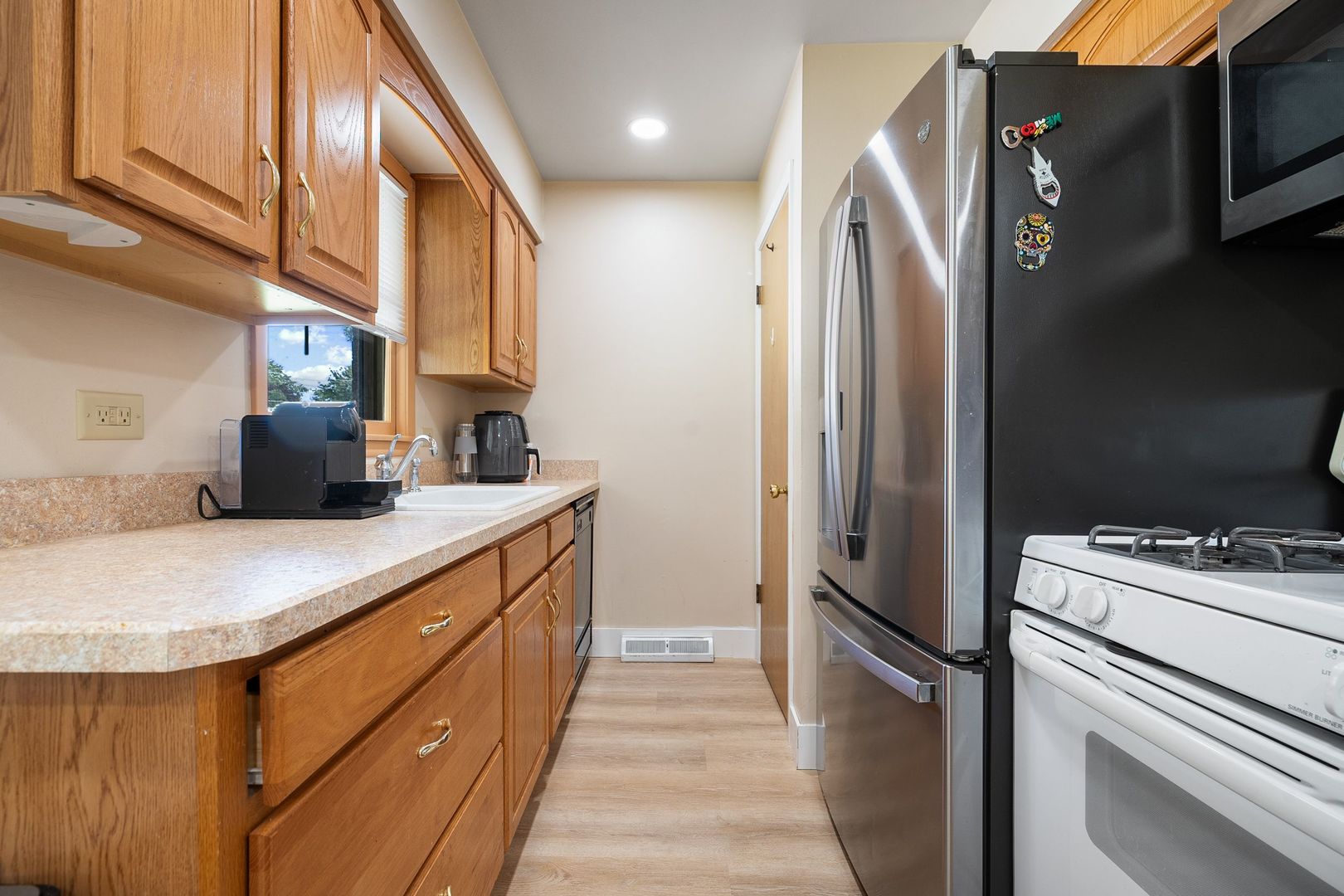 9808 Normandy Avenue Property Photo 4