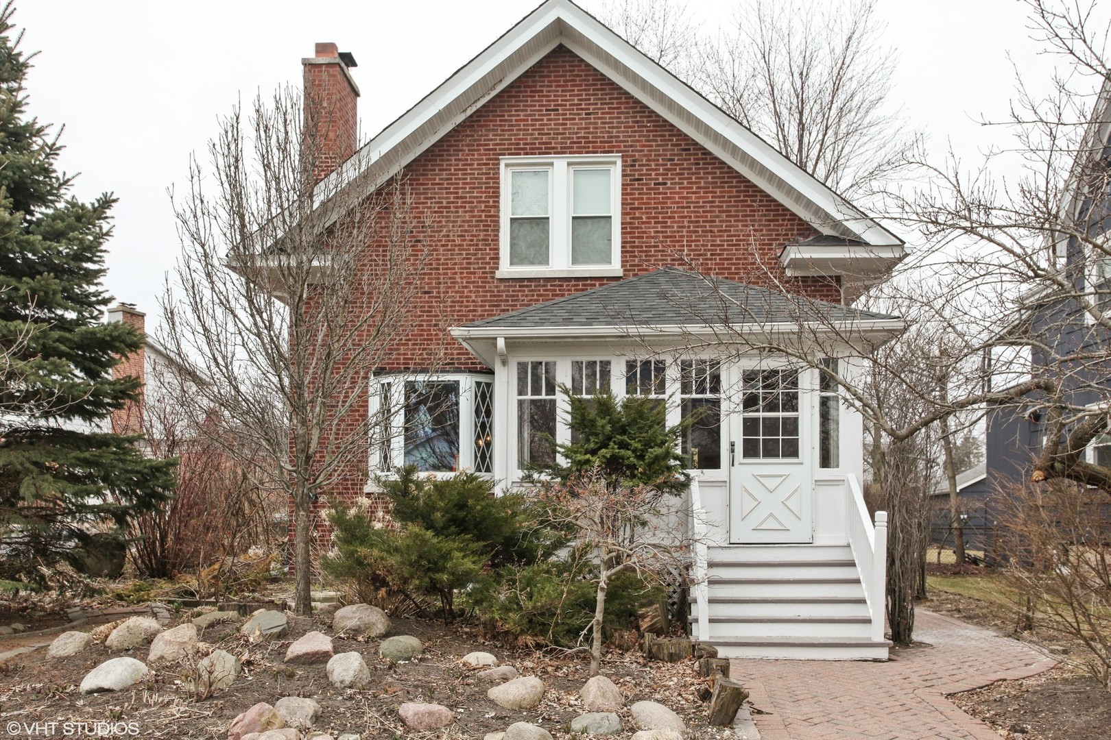 621 Prairie Avenue Property Photo 1