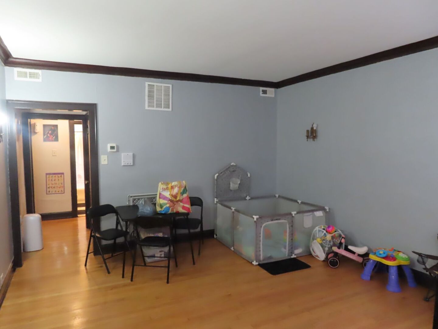7918 S Calumet Avenue Property Photo 4
