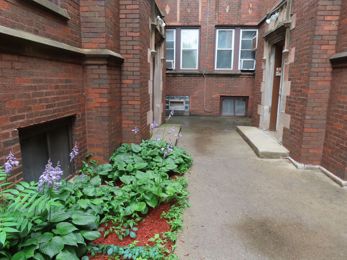7918 S Calumet Avenue Property Photo 20