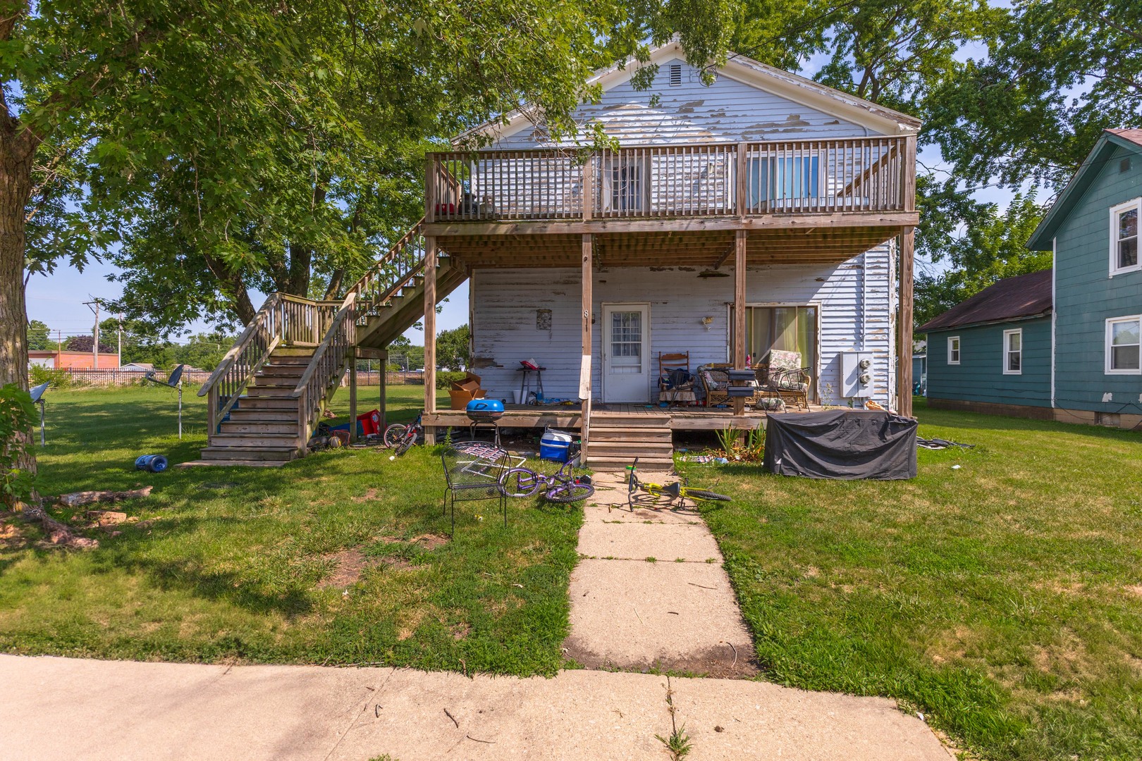 811 W South Street Property Photo 1