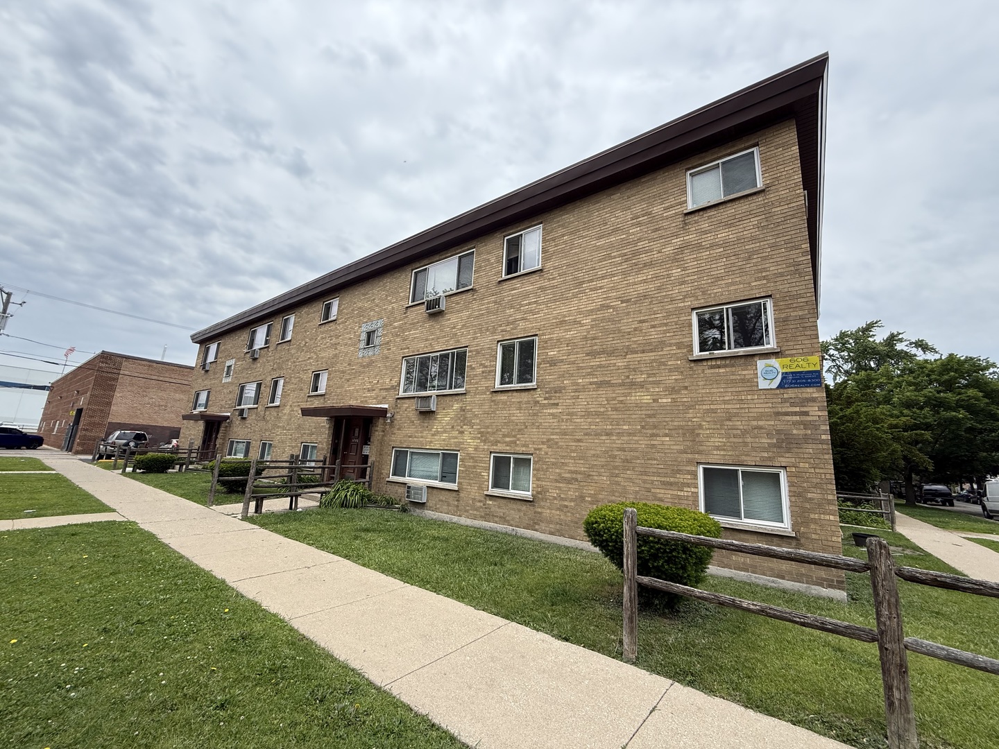 1246 S 51st Court 401