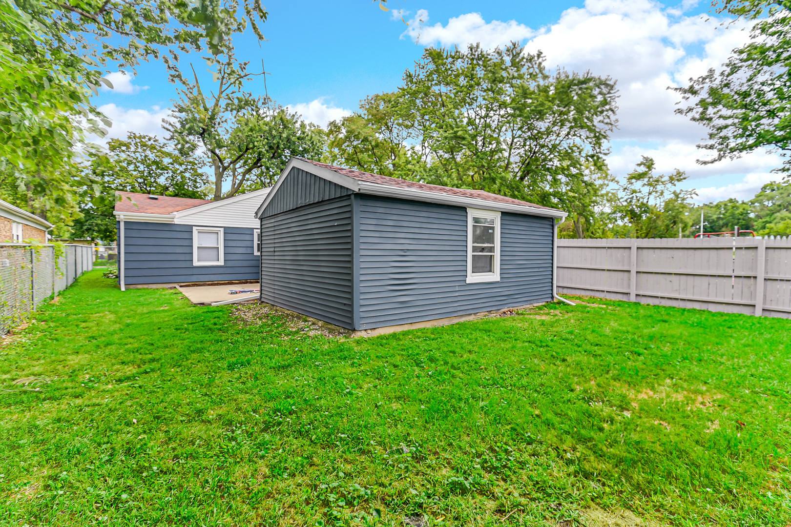 16840 Bulger Avenue Property Photo 16