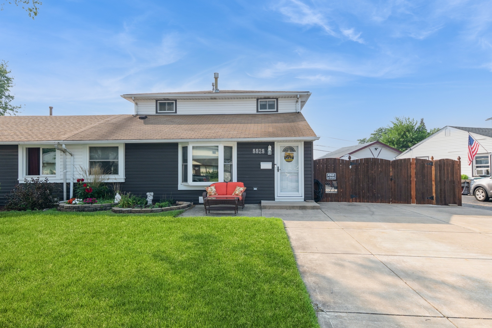8828 S Beck Place Property Photo 1
