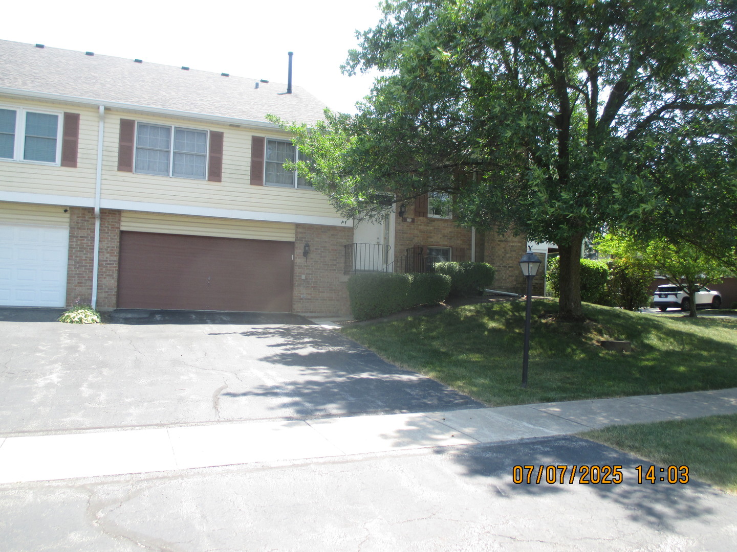 10119 Cambridge Drive Property Photo 1