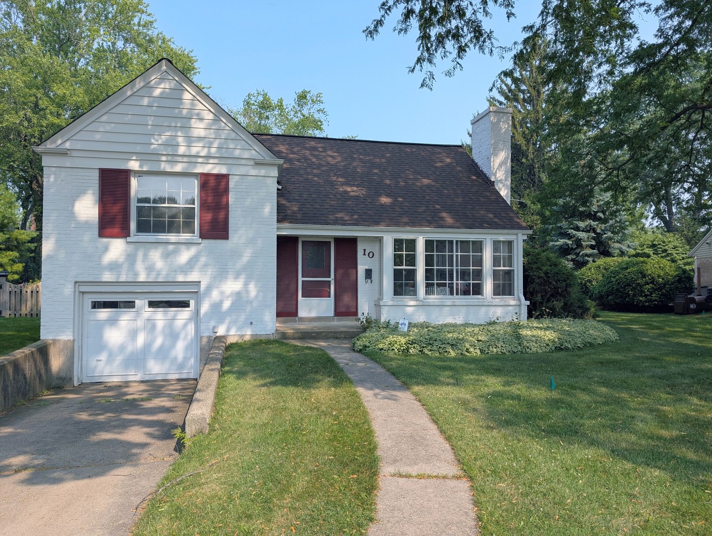 10 Williamsburg Court Property Photo 1