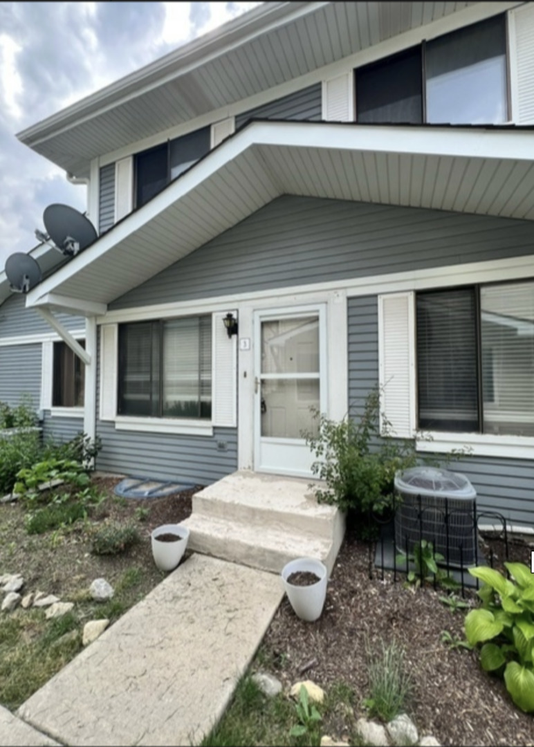 2s763 Winchester Circle 3 Property Photo 1