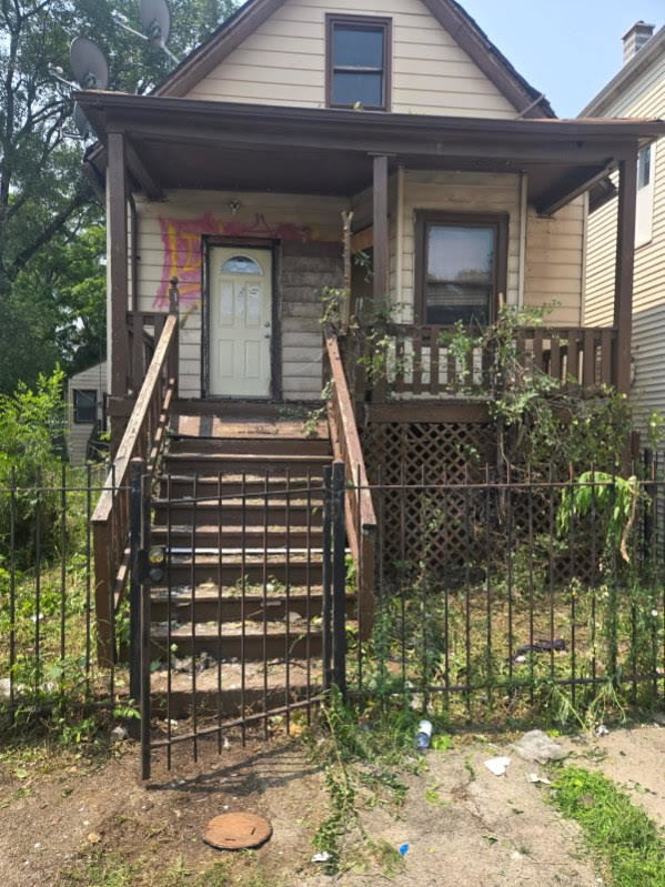 7010 S Paulina Street Property Photo 1