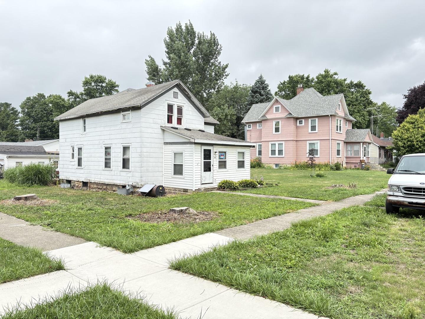 205 N Birch Street