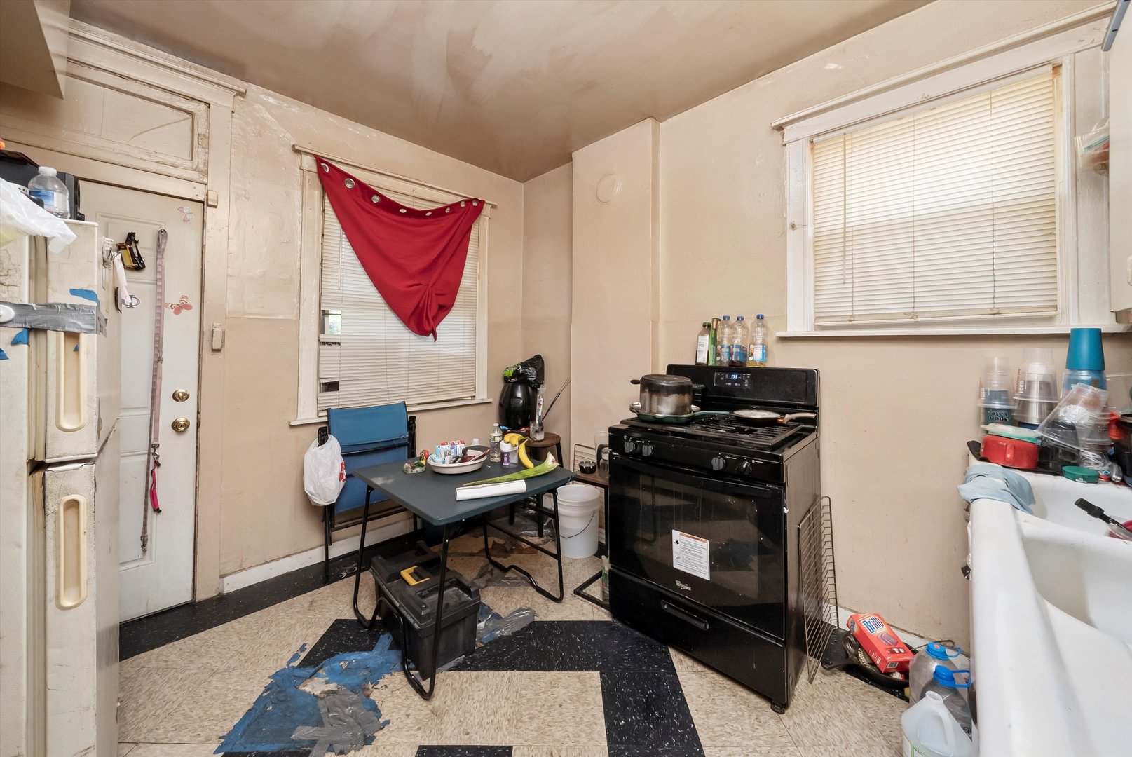 5758 S Honore Street Property Photo 23