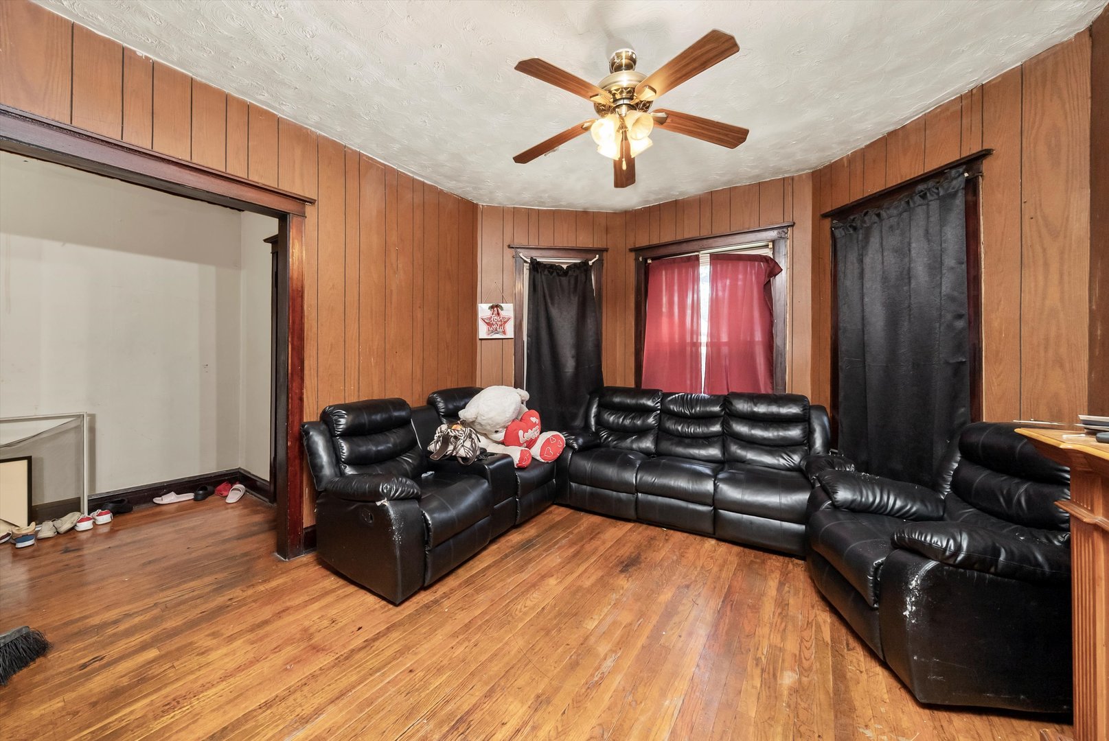5758 S Honore Street Property Photo 36