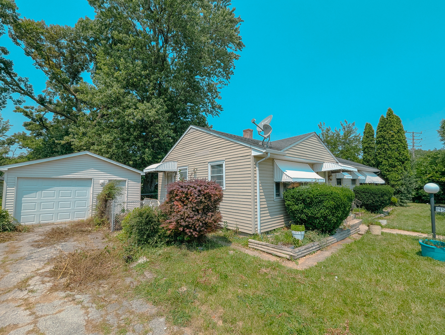 14502 Kentucky Avenue Property Photo 3