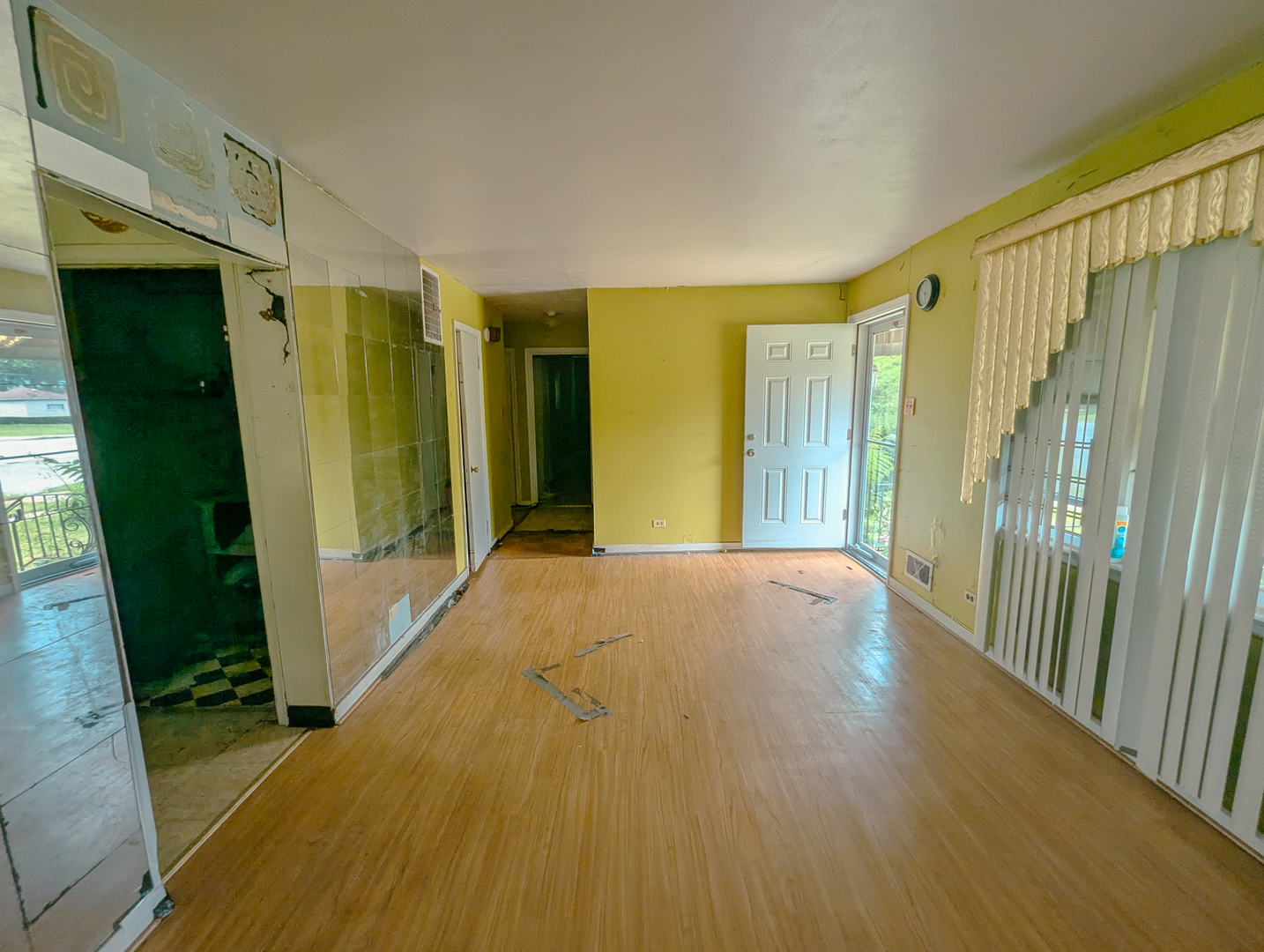 14502 Kentucky Avenue Property Photo 8