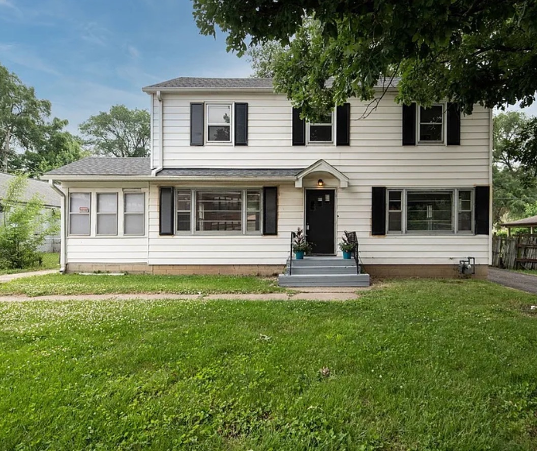 1516 E Washington Street Property Photo 1