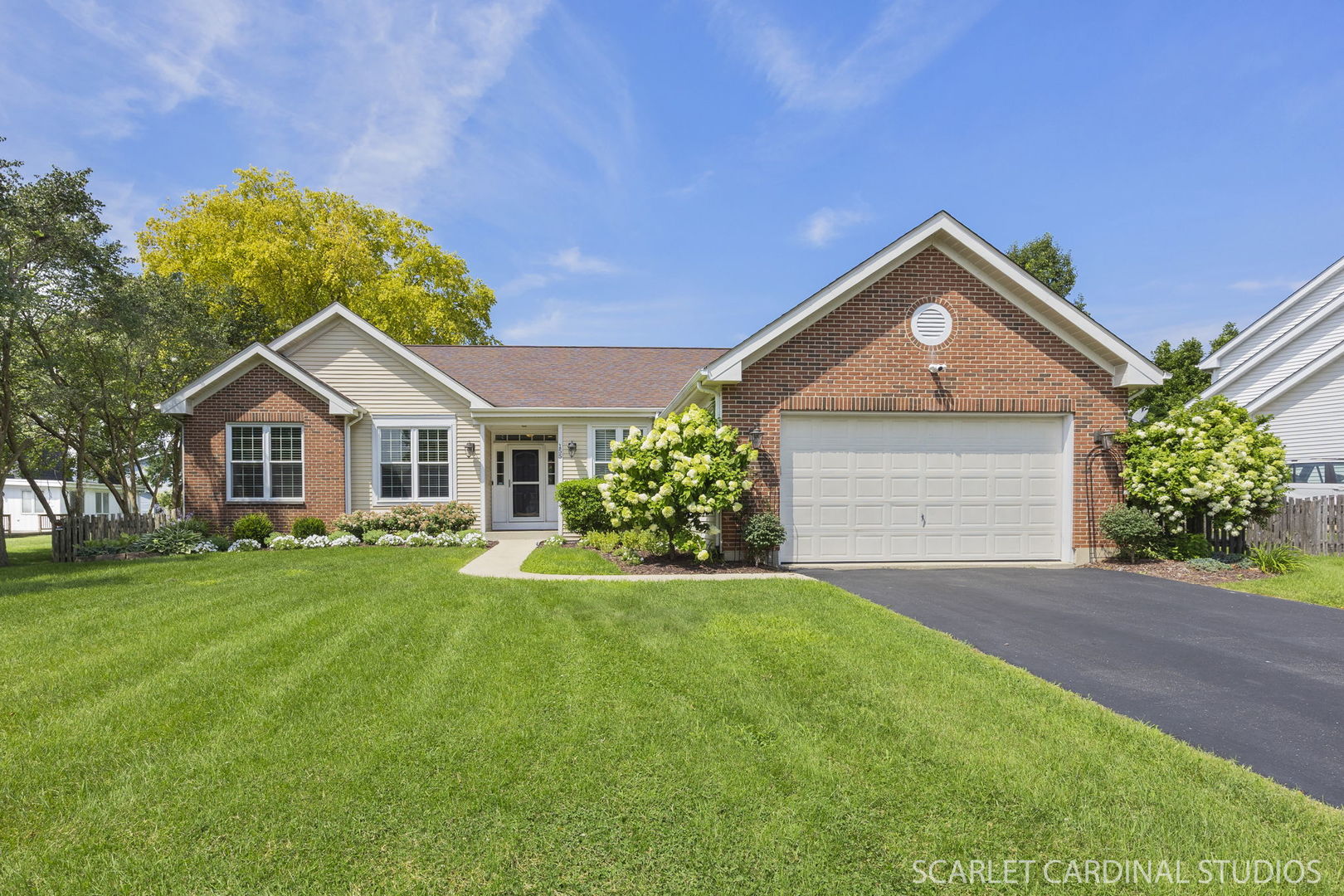 155 N Kingsway Drive Property Photo 1