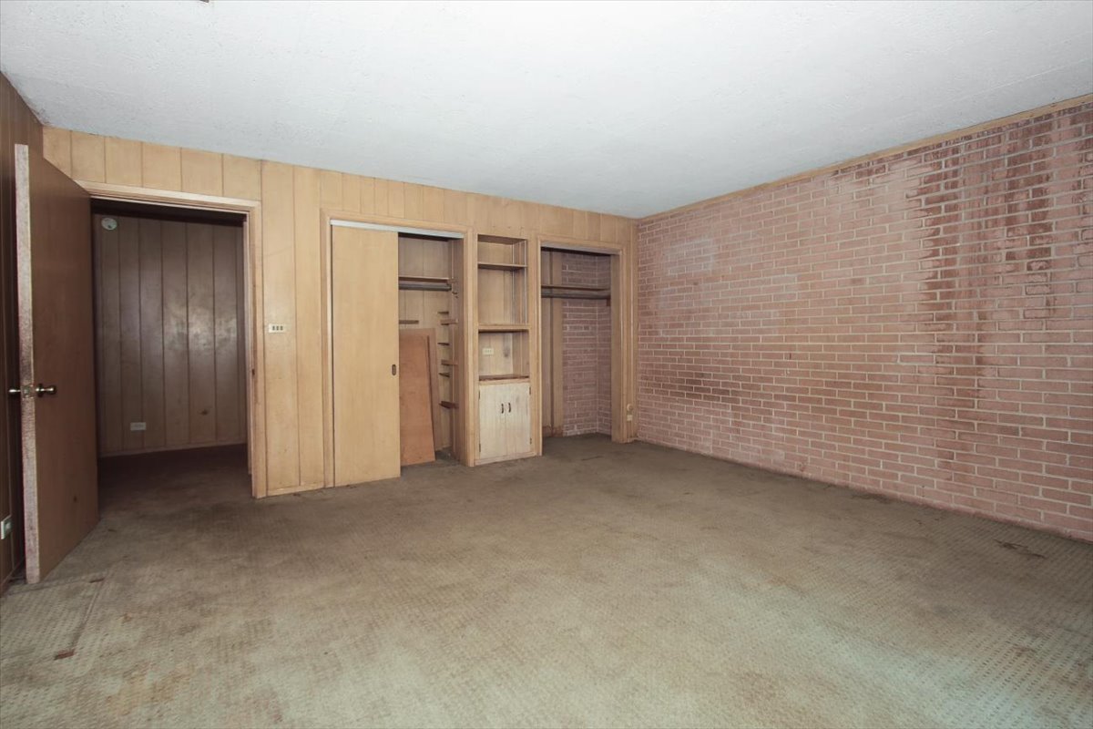 701 W Stearns Road Property Photo 24