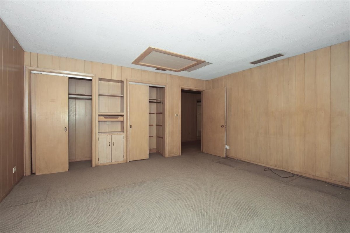 701 W Stearns Road Property Photo 27