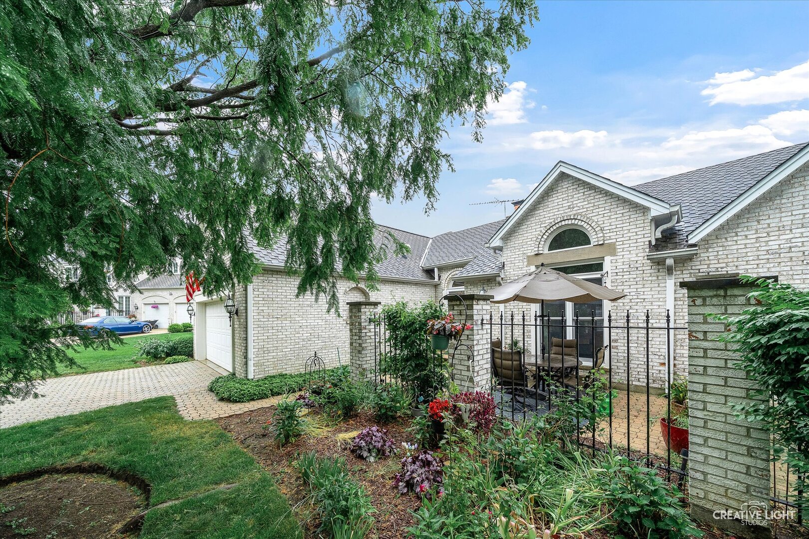 27 Hillcrest Drive Property Photo 1
