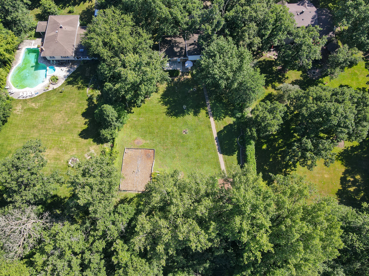 28w266 Hillview Avenue Property Photo 33