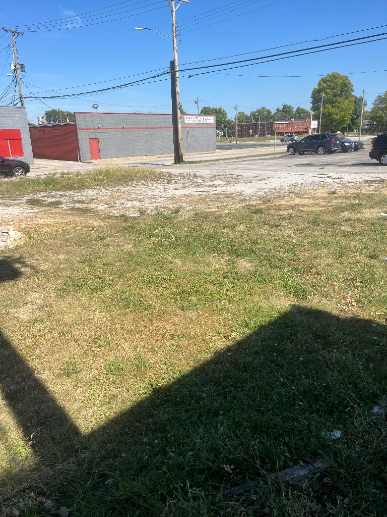 141 E Packard Street Property Photo 5