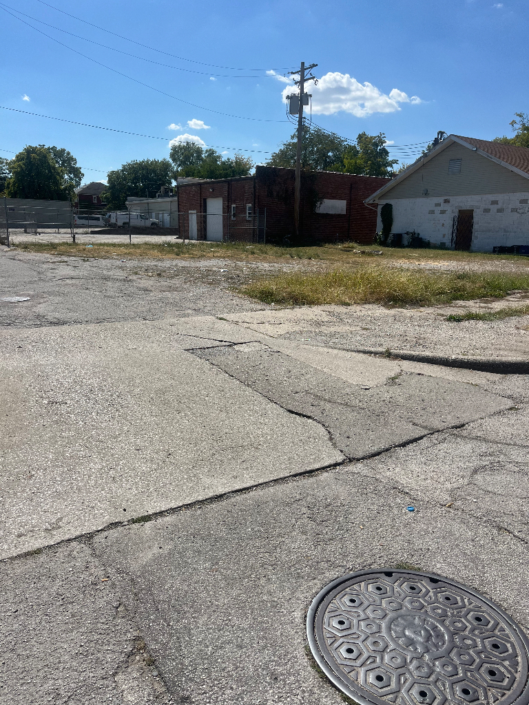 141 E Packard Street Property Photo 6