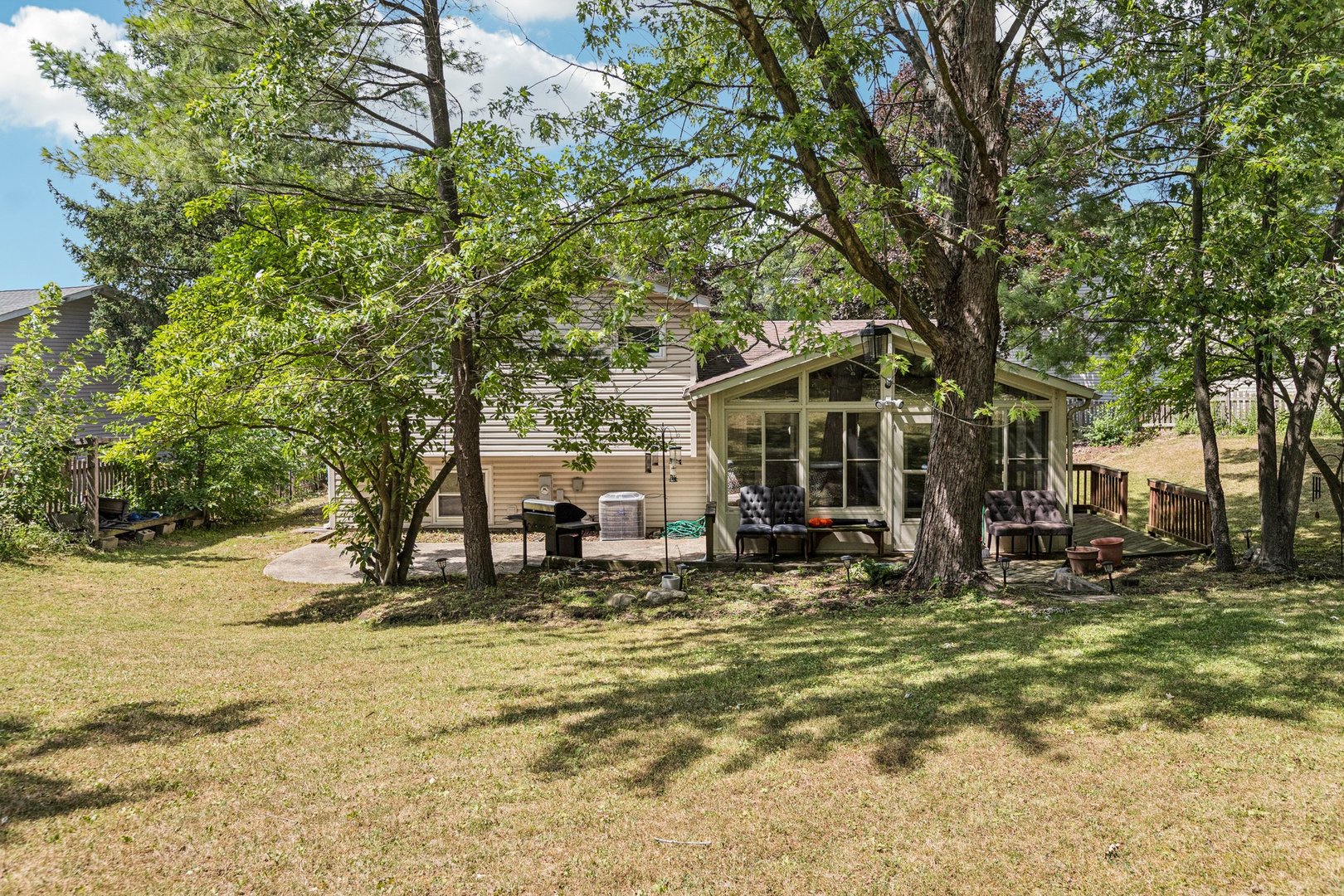 710 Greenbriar Lane Property Photo 31