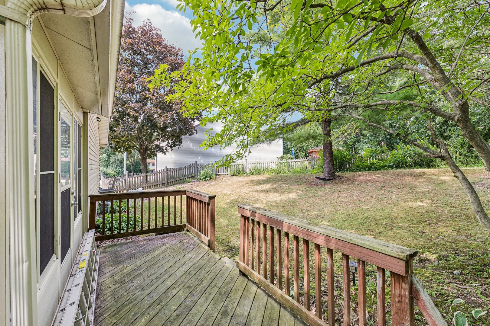 710 Greenbriar Lane Property Photo 34