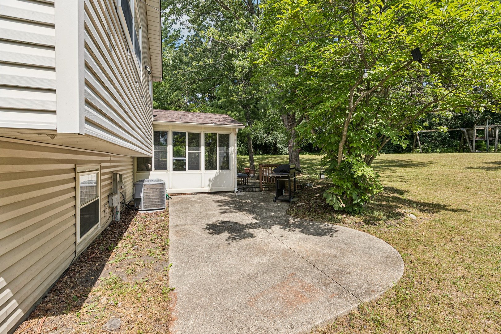 710 Greenbriar Lane Property Photo 35