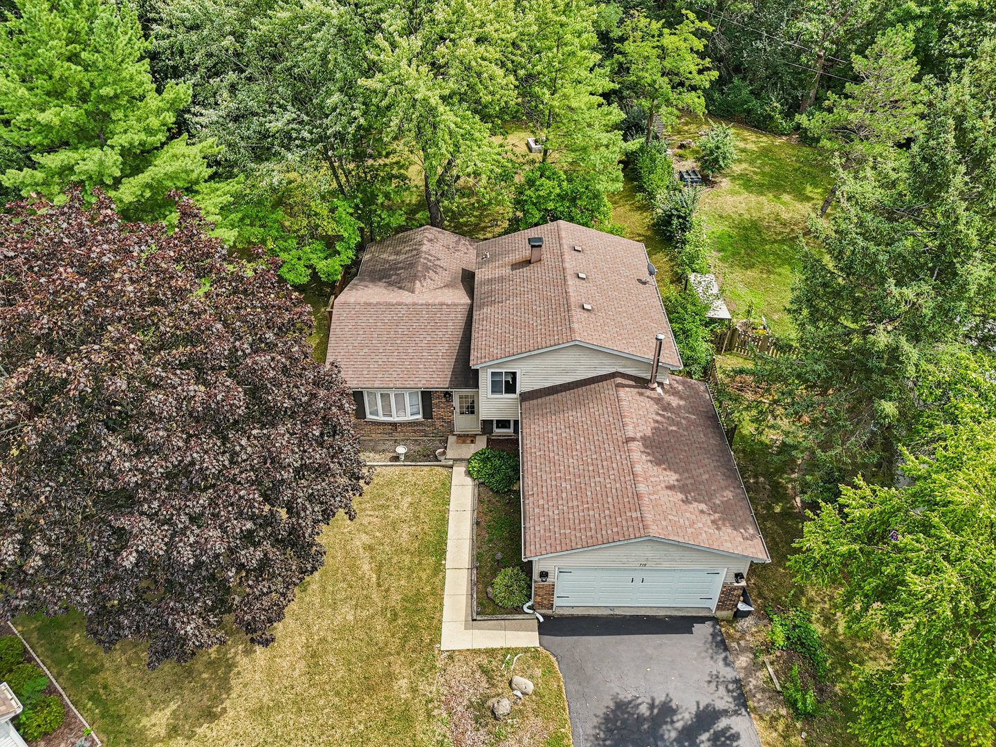 710 Greenbriar Lane Property Photo 41