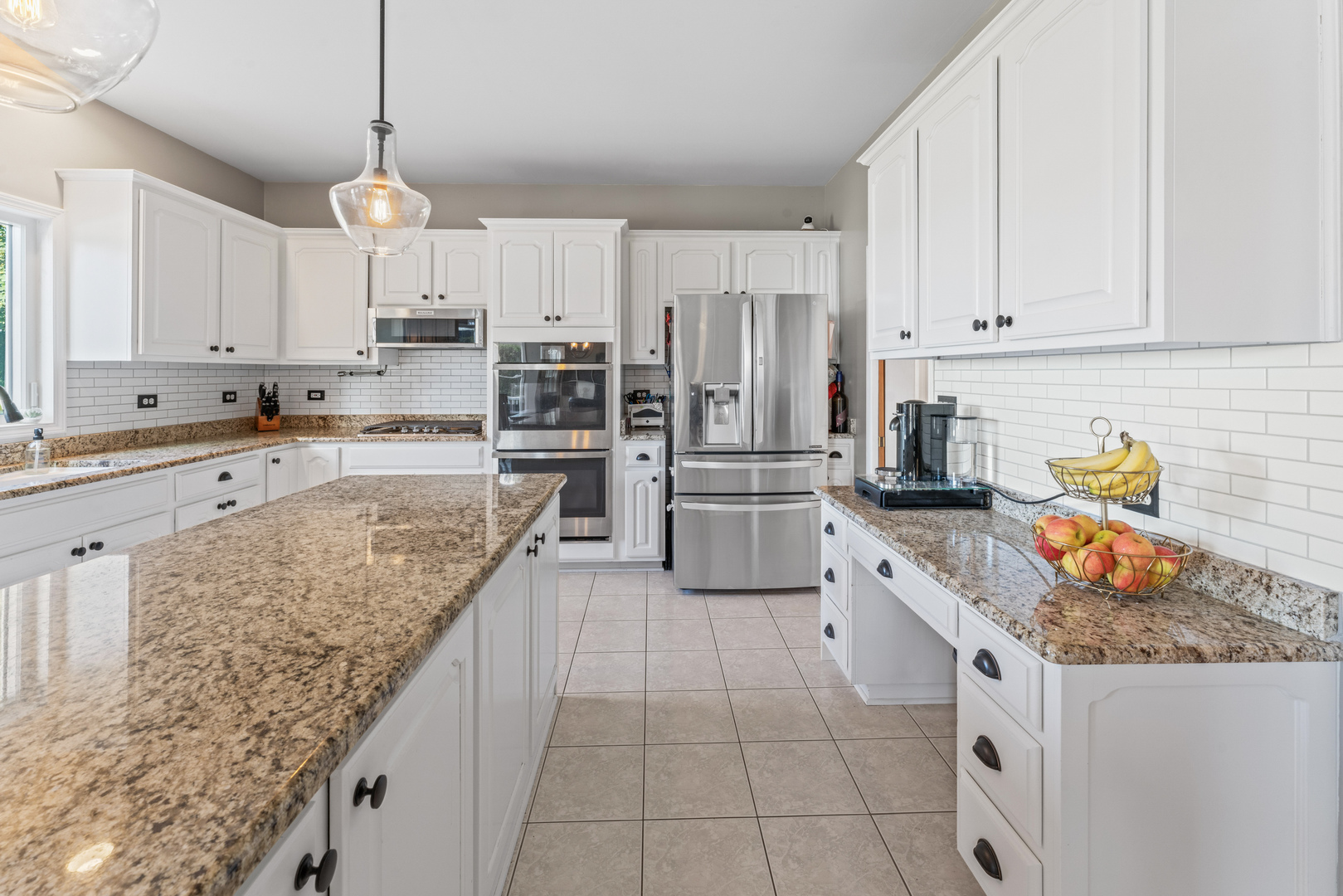 1063 Parkview Circle Property Photo 8