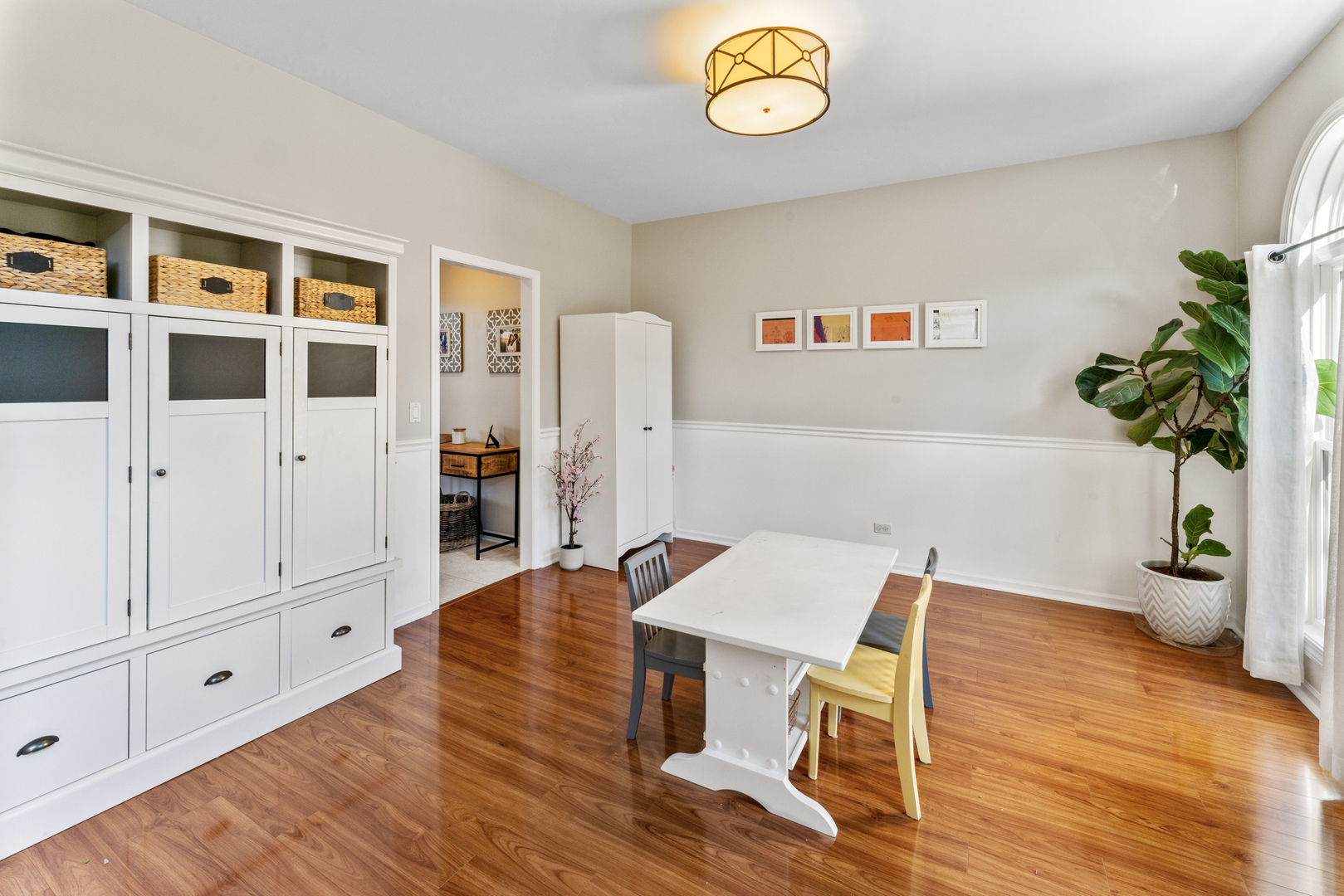 1063 Parkview Circle Property Photo 14