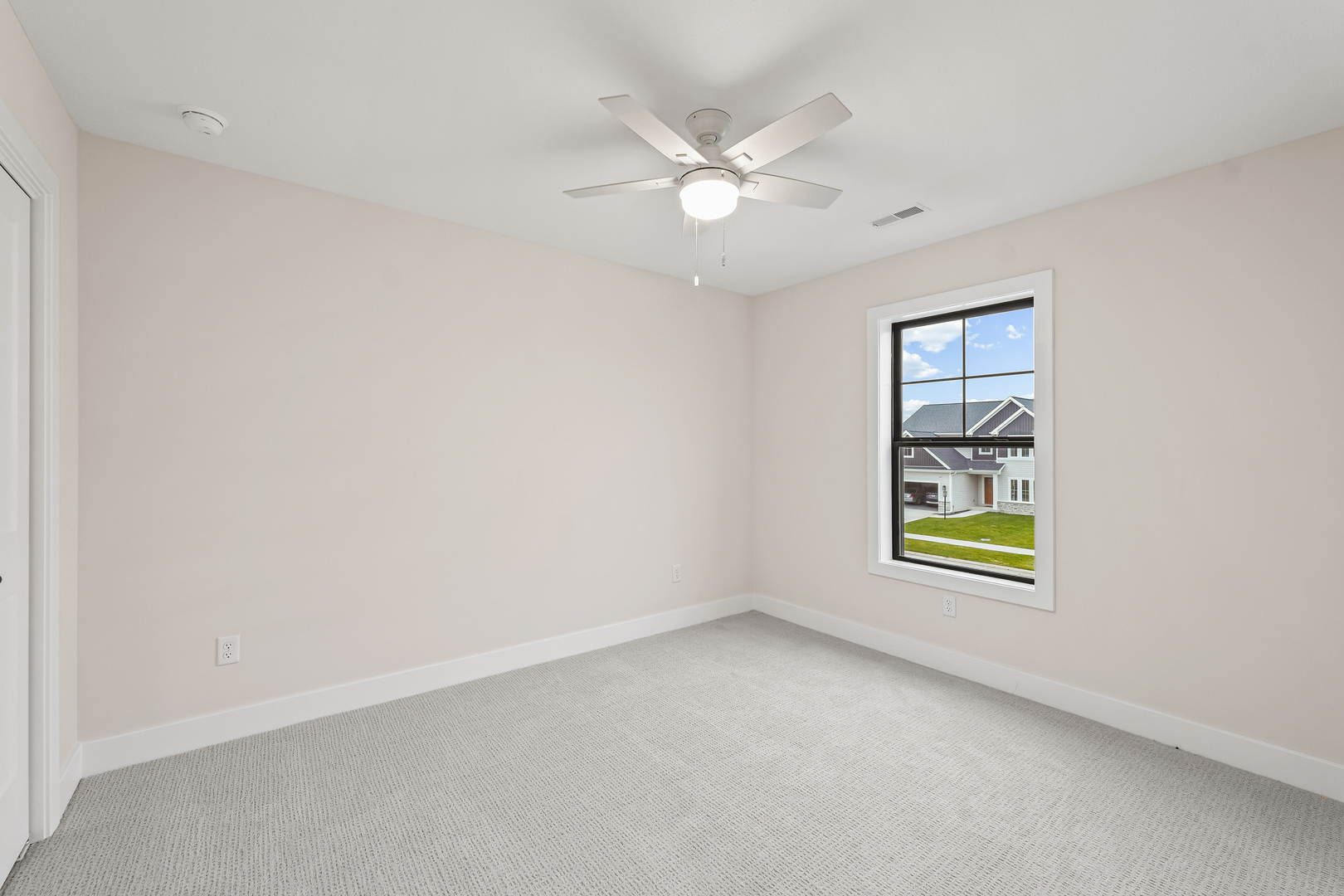 407 Harpers Ferry Property Photo 17