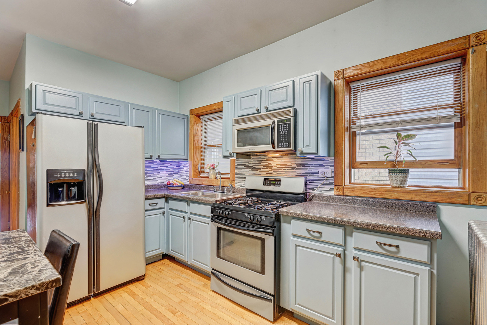 2016 N Kilbourn Avenue Property Photo 8