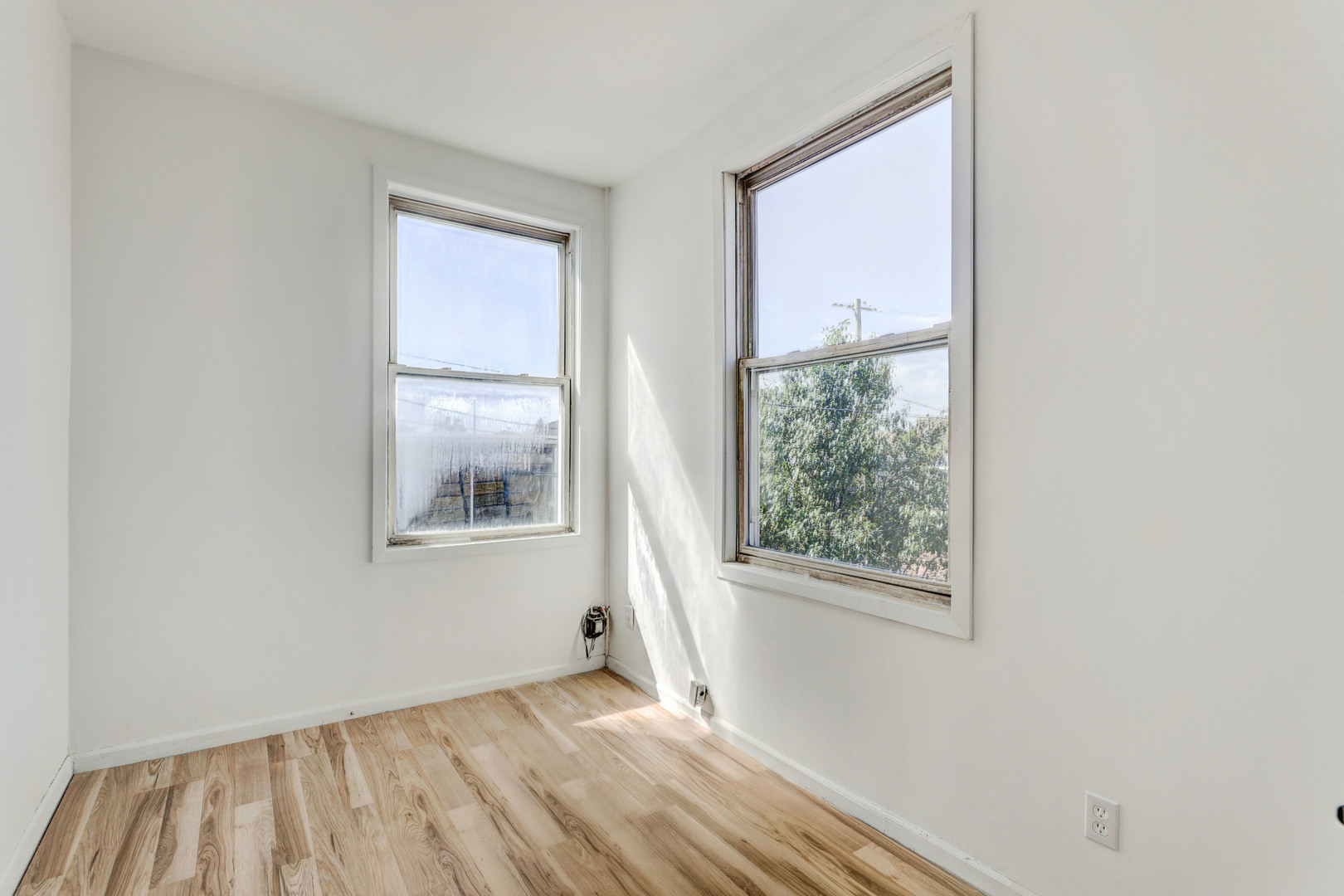 2016 N Kilbourn Avenue Property Photo 30