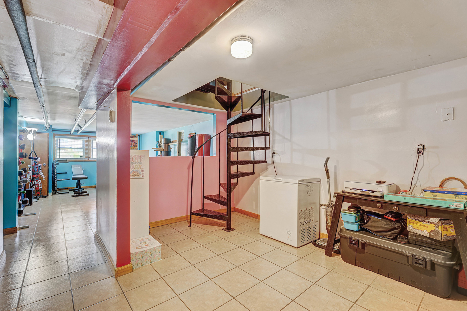 2016 N Kilbourn Avenue Property Photo 32