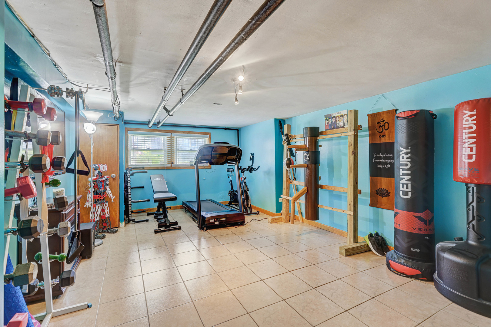 2016 N Kilbourn Avenue Property Photo 33